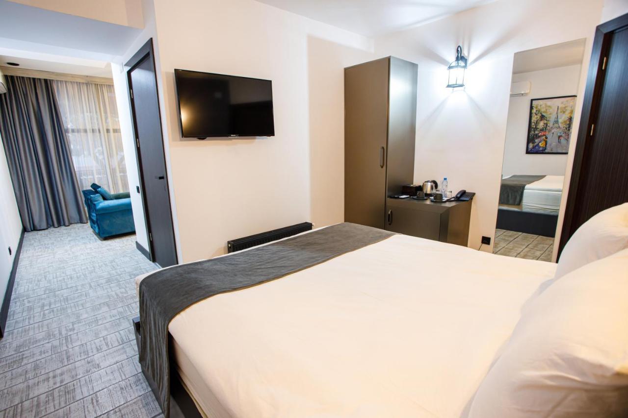 The Phoenix Boutique Hotel Jerevan Buitenkant foto