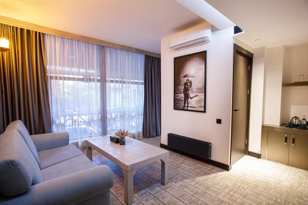 The Phoenix Boutique Hotel Jerevan Buitenkant foto