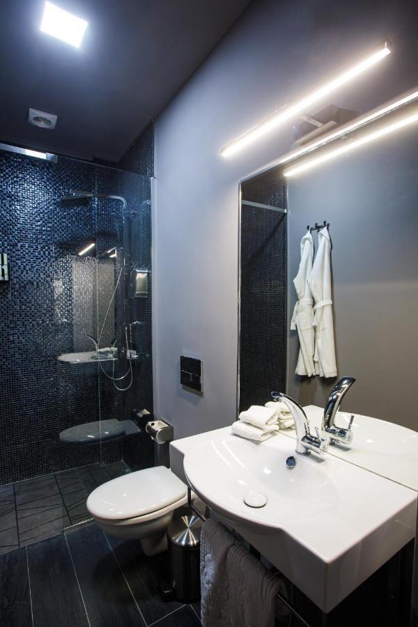 The Phoenix Boutique Hotel Jerevan Buitenkant foto