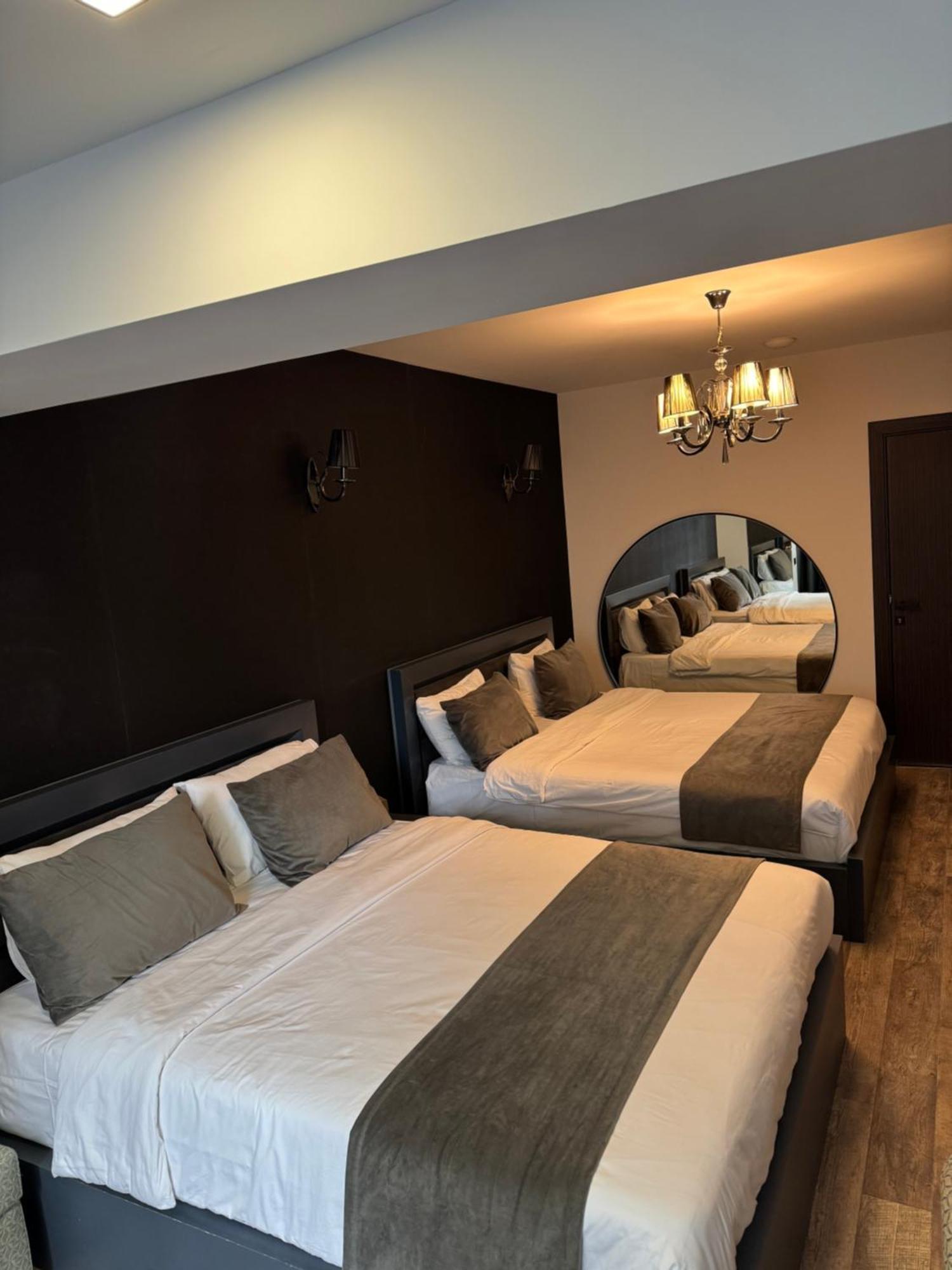The Phoenix Boutique Hotel Jerevan Buitenkant foto
